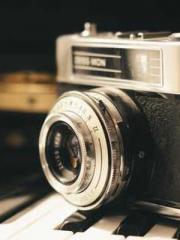 One Pregnancy, Two B